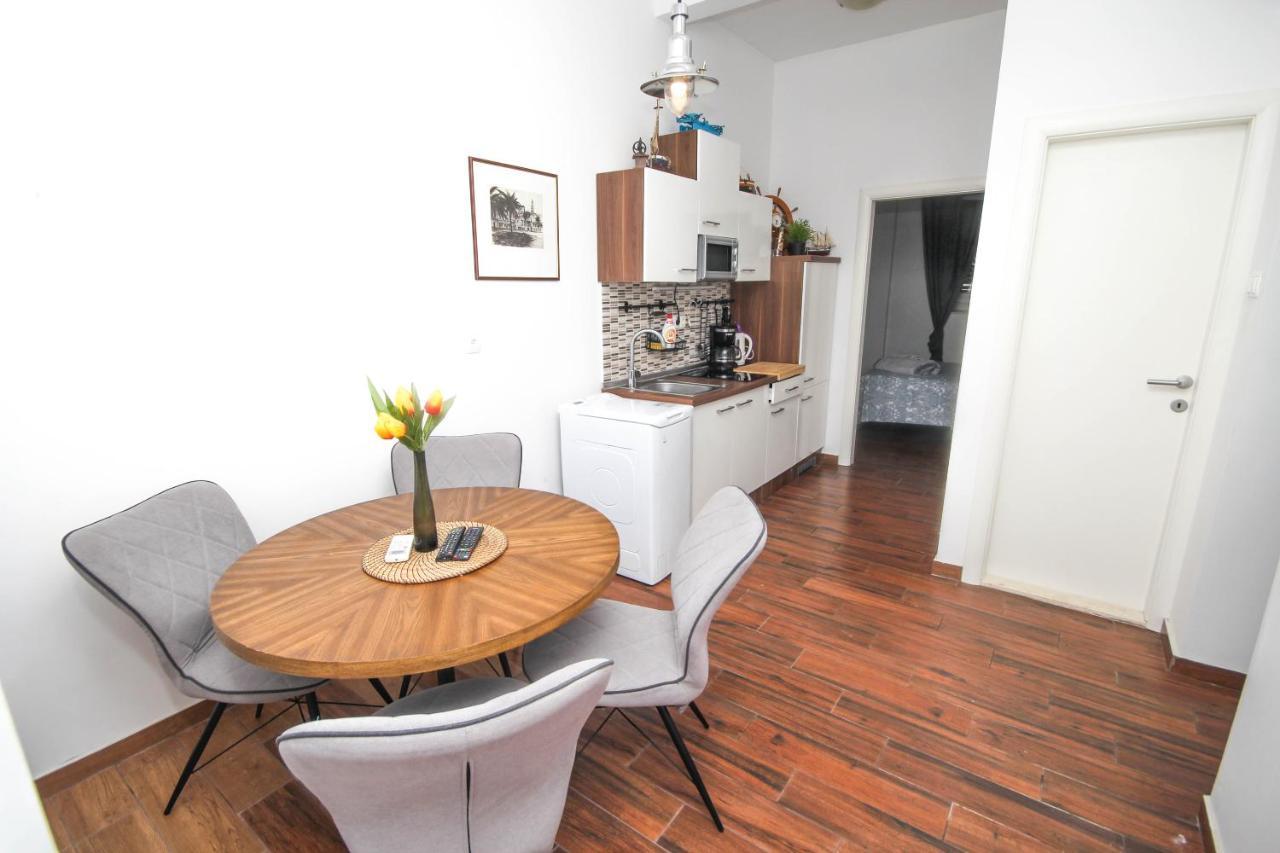 Fab 'N' Chic Apartments Split Buitenkant foto